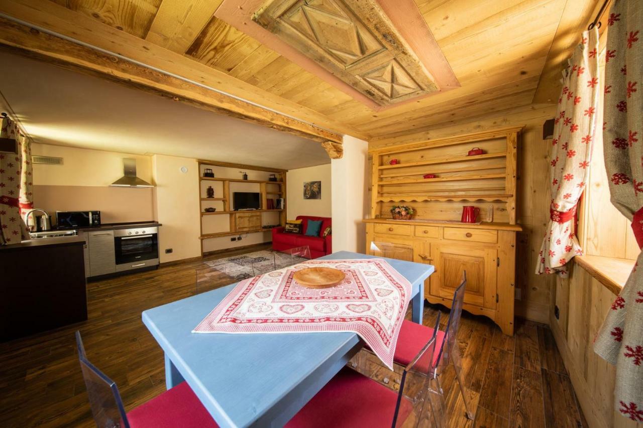 Casa Vacanze Petit Haury - Alloggi Ad Uso Turistico Vda Arvier N 0039 E N 0040 - Zewnętrze zdjęcie