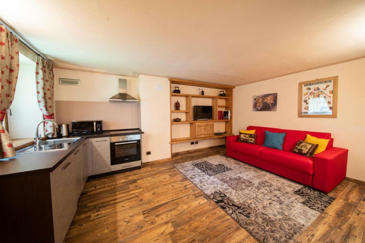 Casa Vacanze Petit Haury - Alloggi Ad Uso Turistico Vda Arvier N 0039 E N 0040 - Zewnętrze zdjęcie