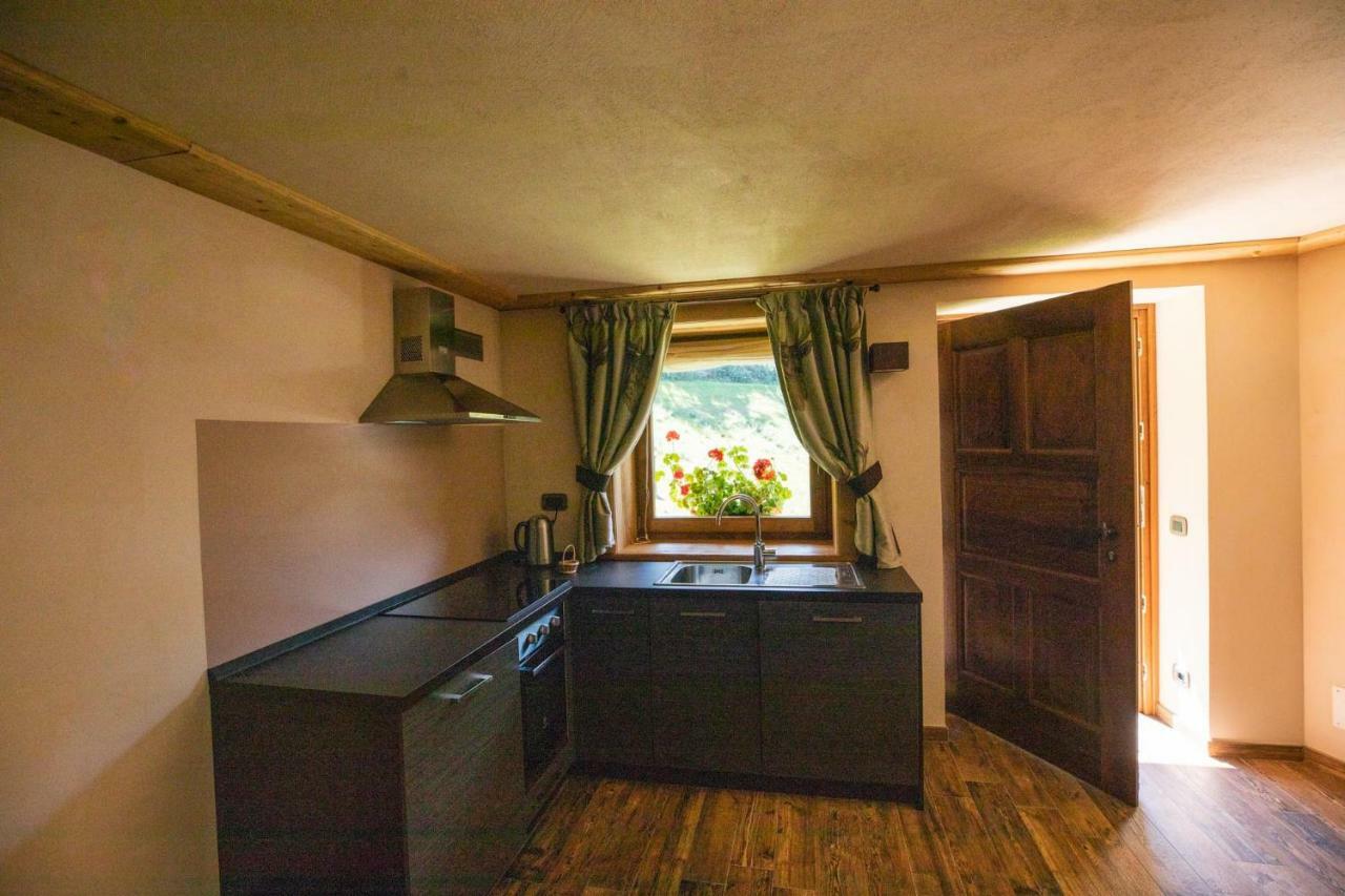 Casa Vacanze Petit Haury - Alloggi Ad Uso Turistico Vda Arvier N 0039 E N 0040 - Zewnętrze zdjęcie